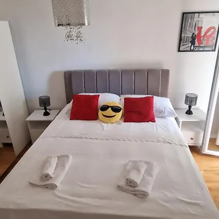 Anica 2 * Makarská