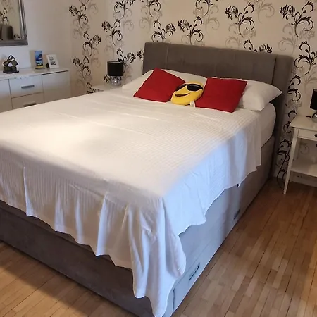 Anica 2 Apartmán *