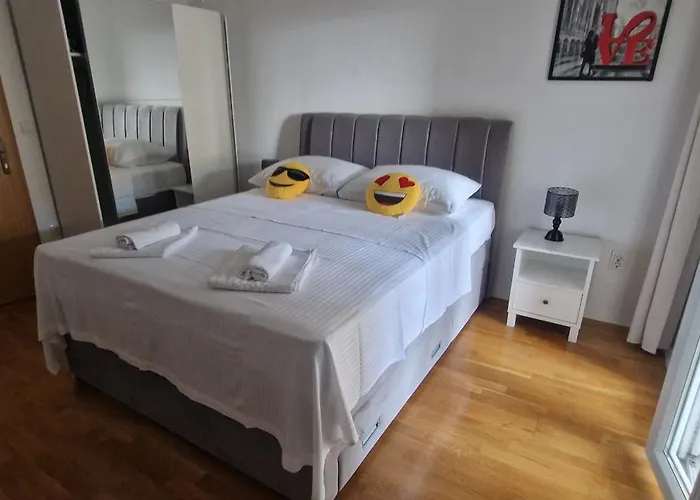 Апартаменти Anica 2 *